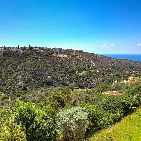 Modern U2 - Zias With Lovely Views In Heart Of Aphrodite Hills Apartment *
