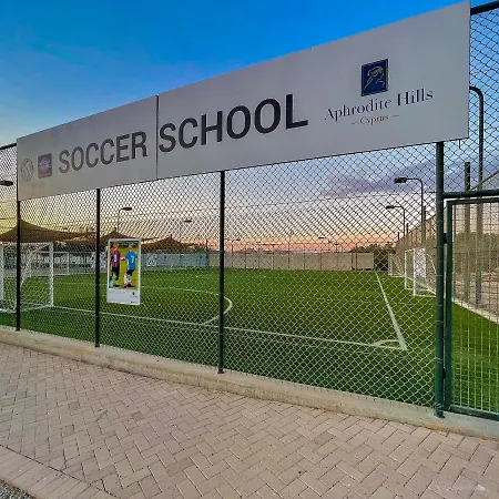 Modern U2 - Zias With Lovely Views In Heart Of Aphrodite Hills Apartamento