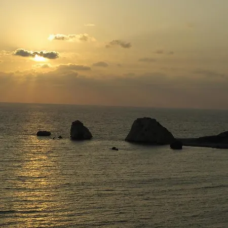 Apartamento Modern U2 - Zias With Lovely Views In Heart Of Aphrodite Hills *