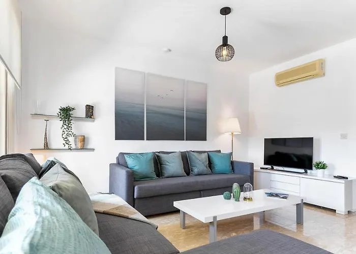 Modern U2 - Zias With Lovely Views In Heart Of Aphrodite Hills Kouklia